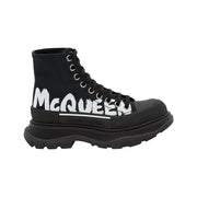 Alexander McQueen Wmns Tread Slick Boot 'McQueen Graffiti Logo - Black'