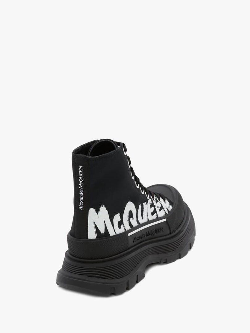 Alexander McQueen Wmns Tread Slick Boot 'McQueen Graffiti Logo - Black'